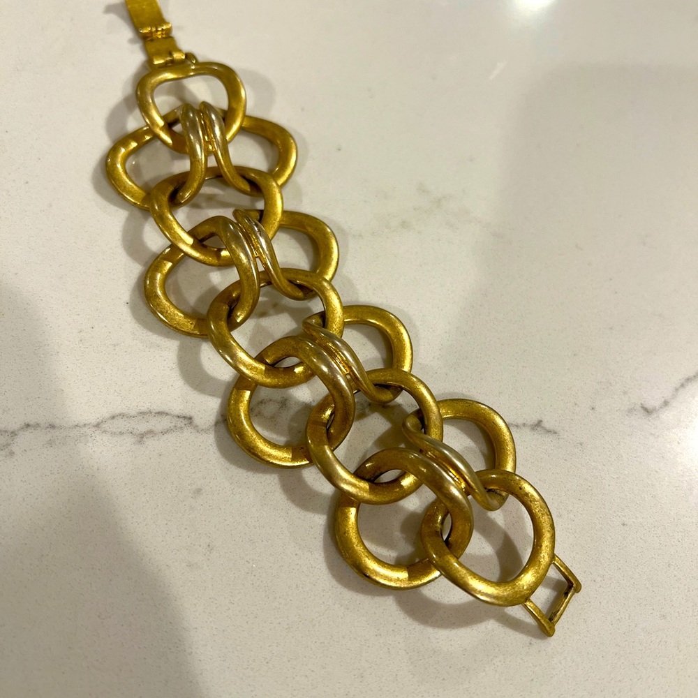 Stella & Dot Bracelet, antiqued gold tone wide open link chain style